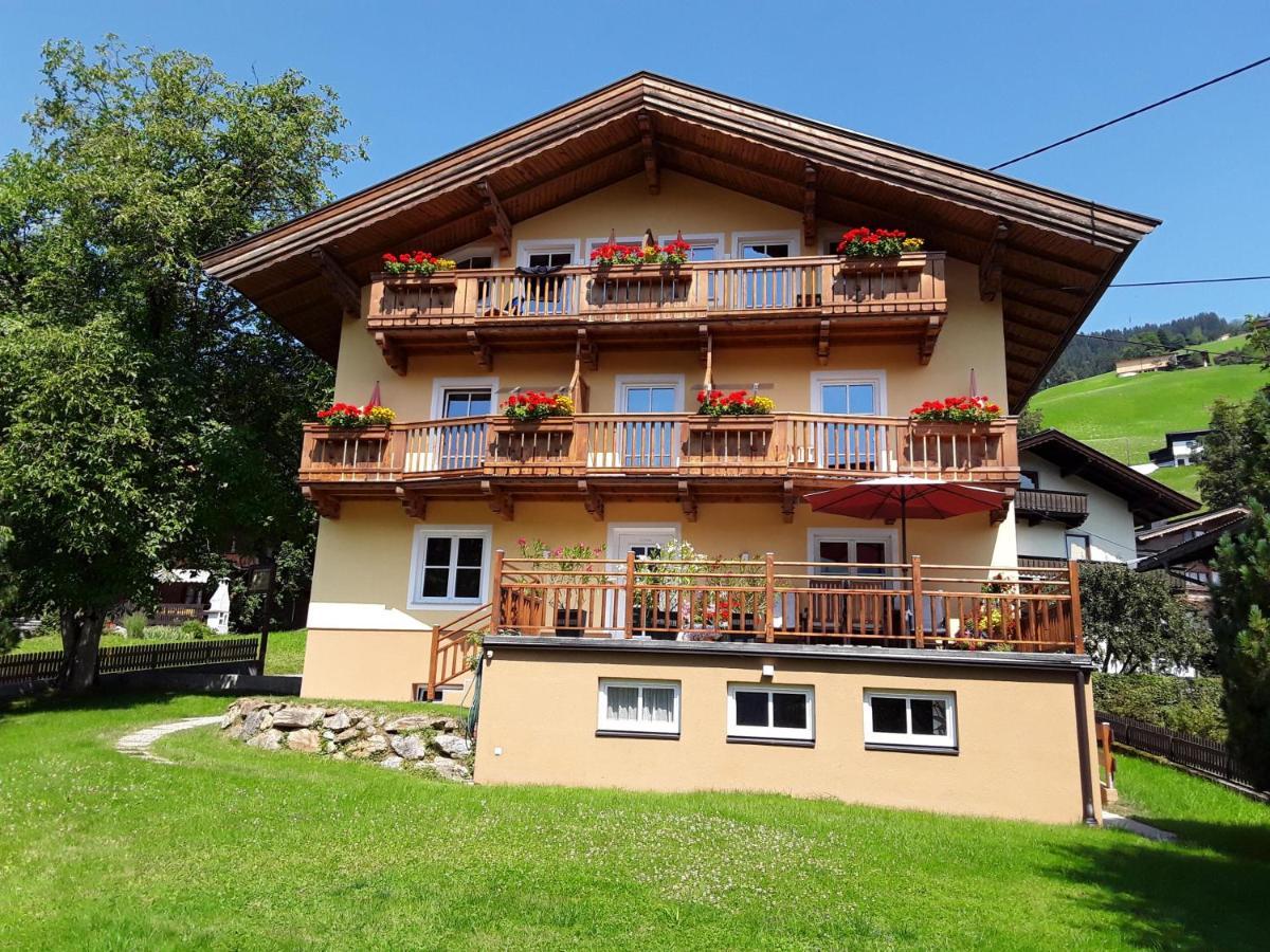 Appartements - Haus Sieberer Бріксен-ім-Тале Екстер'єр фото