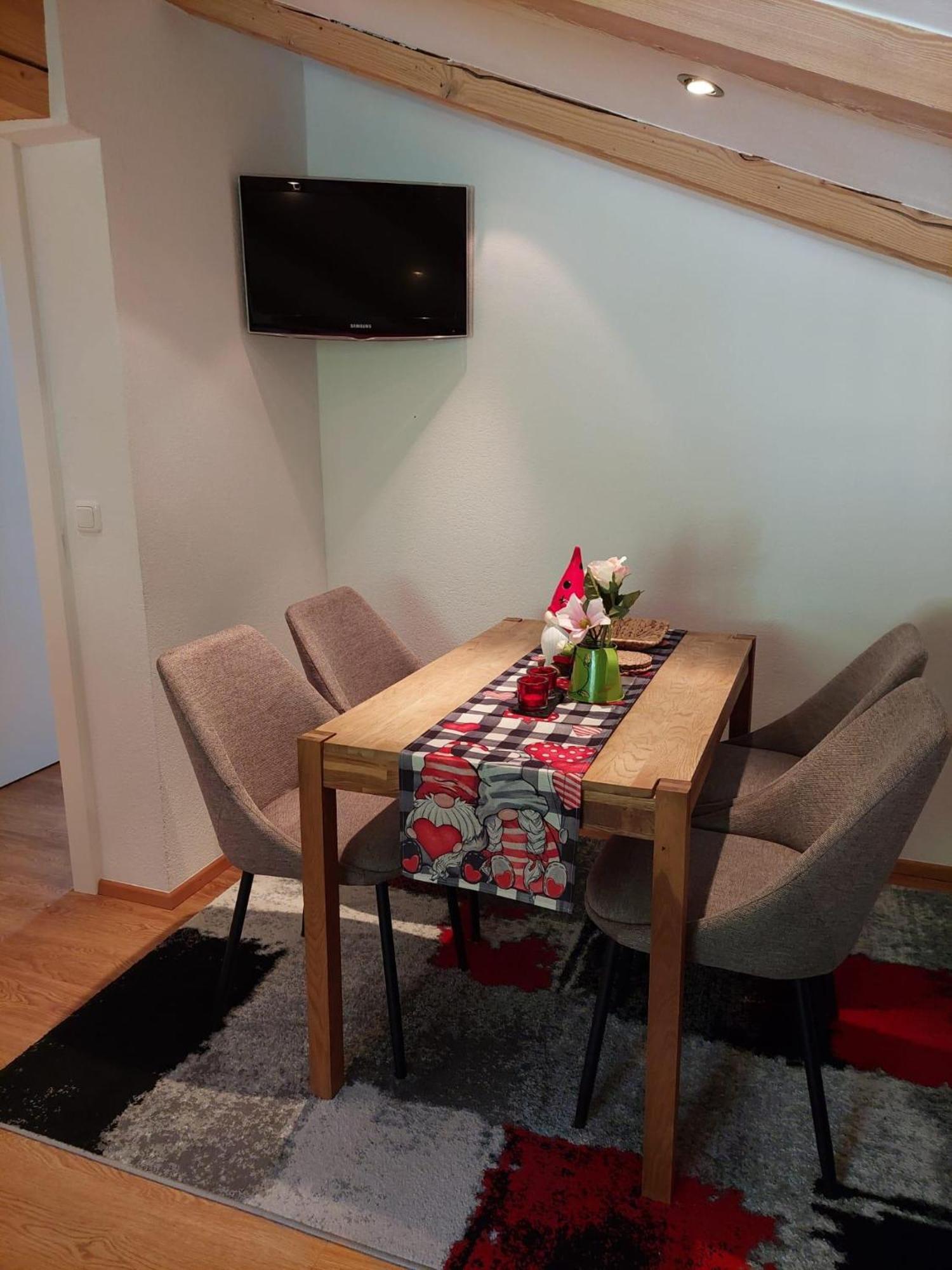 Appartements - Haus Sieberer Бріксен-ім-Тале Екстер'єр фото